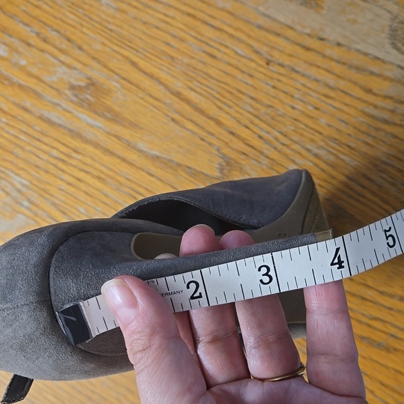 Christian Siriano open toe sandals - Picture 12 of 13